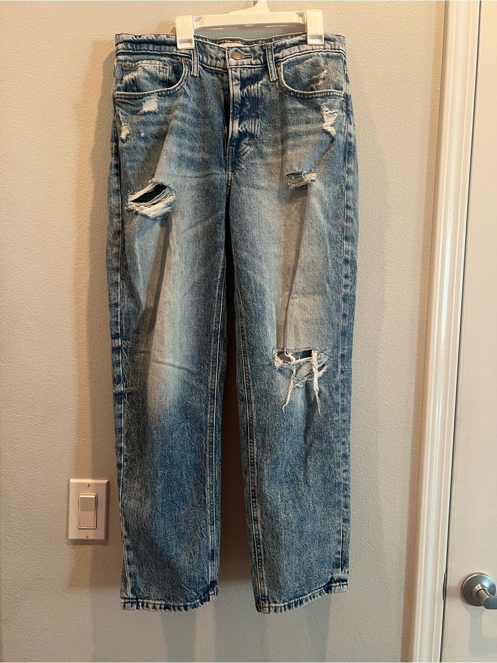 Lucky Brand Distressed Women's Straight-Leg Jeans in Light Blue